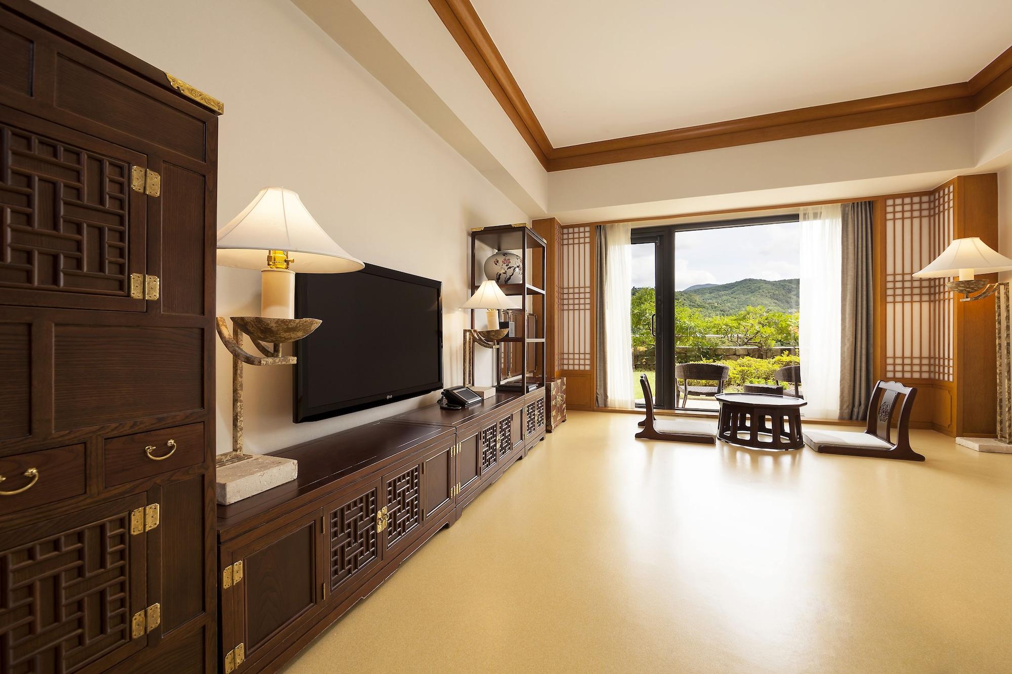 Hilton 5*